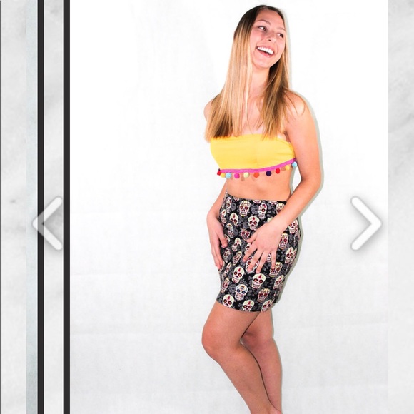 Sugar Skull Skirt, great for Cinco de Mayo! Custom - Picture 1 of 3